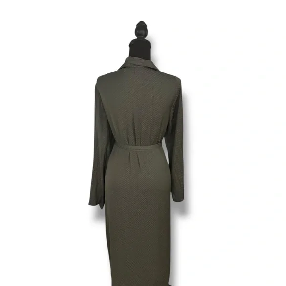 WAYF Long Sleeve DUSTER/Wrap Dress - Picture 4 of 7
